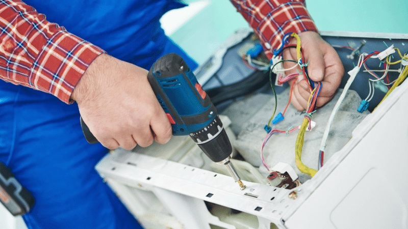 Karapürçek Finlux Finlux çamaşır makinesi kart tamiri – Su almama arızası orijinal parça ile giderildi. - Teknik servis örneği